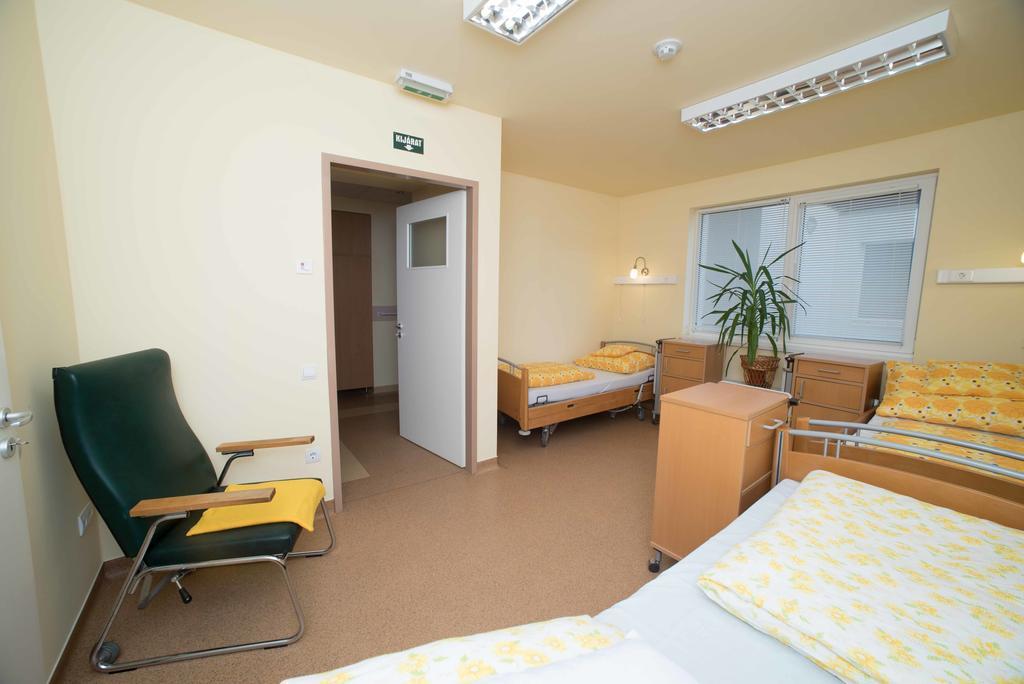 Borbanyai Rehabilitacios Haz Bed & Breakfast Nyiregyhaza Ngoại thất bức ảnh